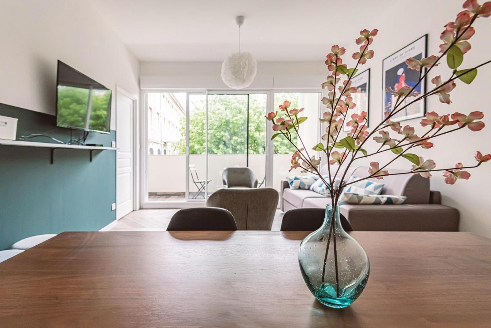 Apartament Henri Au Pied De La Cathedrale. Reims Zewnętrze zdjęcie