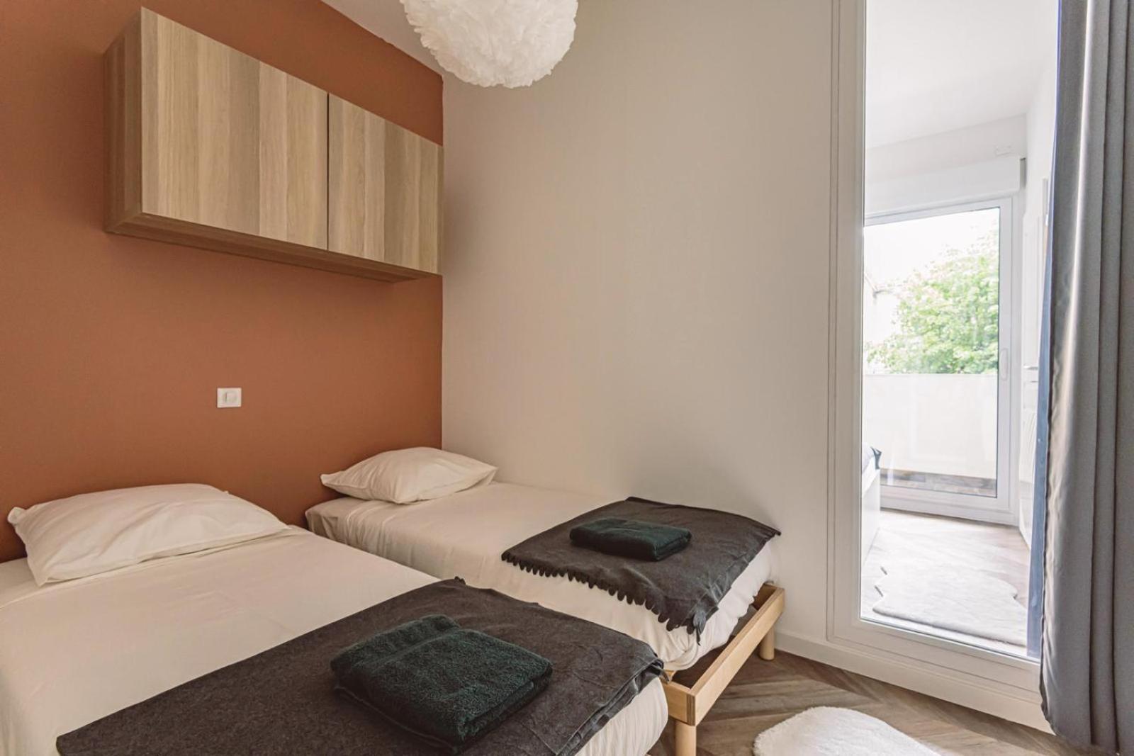 Apartament Henri Au Pied De La Cathedrale. Reims Zewnętrze zdjęcie