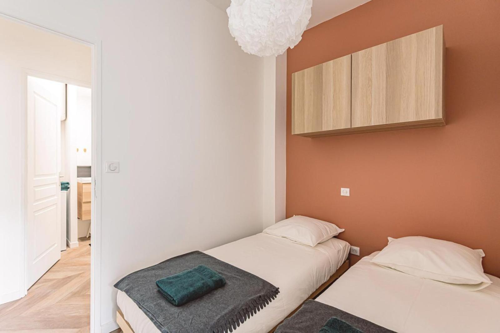 Apartament Henri Au Pied De La Cathedrale. Reims Zewnętrze zdjęcie