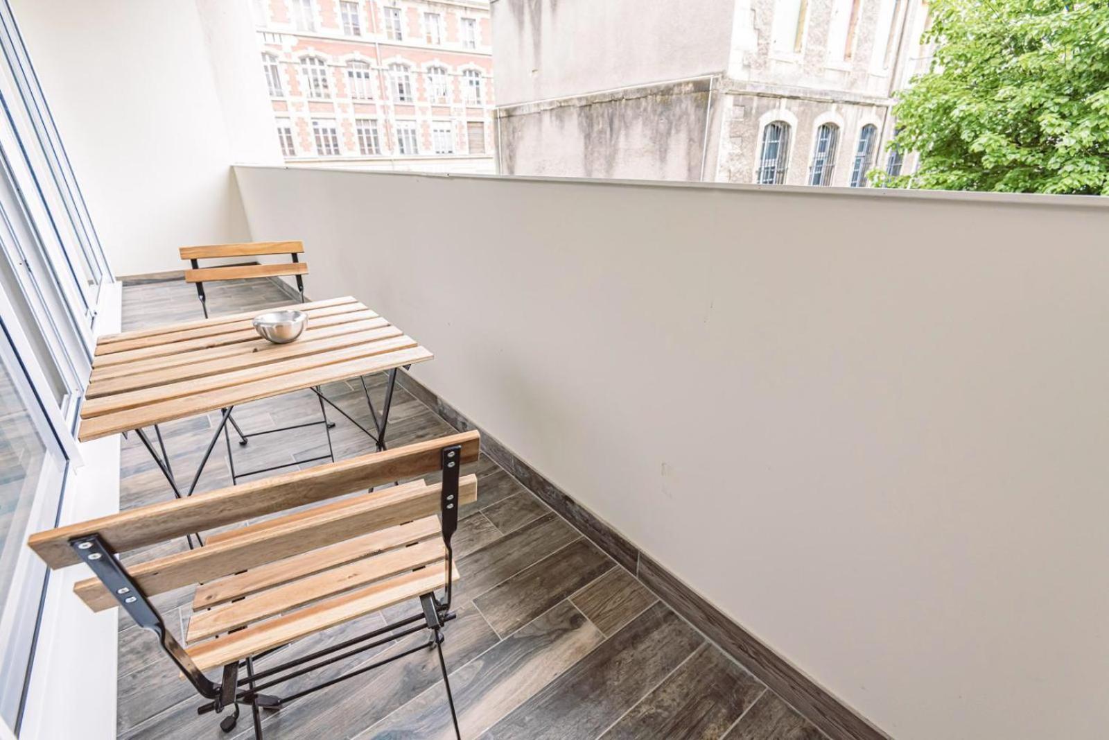 Apartament Henri Au Pied De La Cathedrale. Reims Zewnętrze zdjęcie